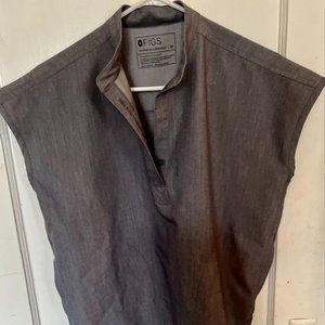 FIGS RAFAELA OVER SIZED SRUB TOP  IN XS, FIG Zamora Joggers IN XS regular